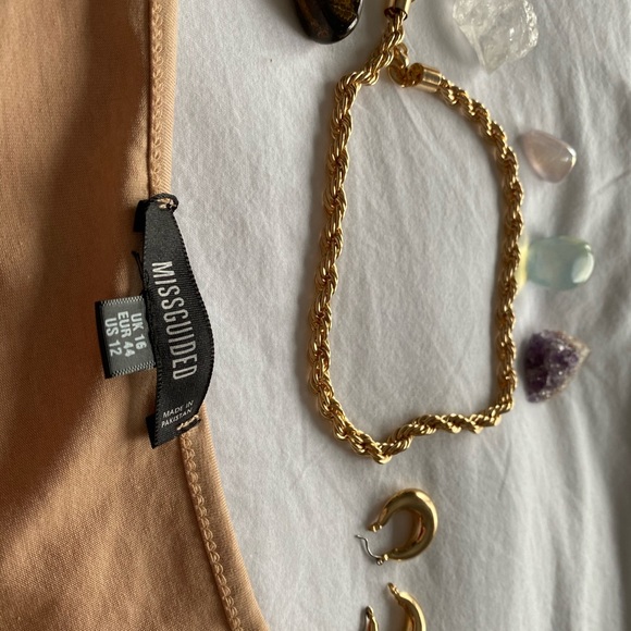 NWT tan Missguided bodysuit - Picture 3 of 5